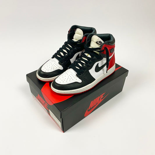 Nike Air Jordan 1 OG "Red Satin"