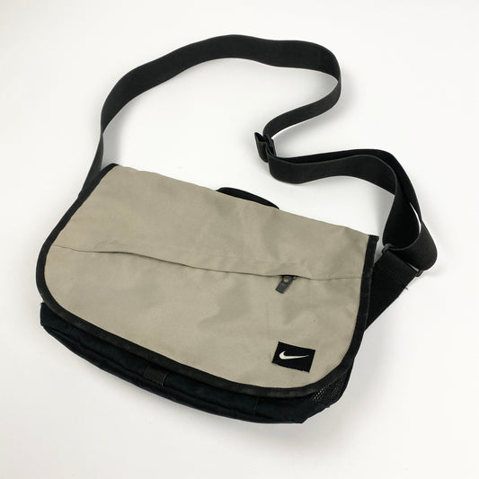 Vintage NIKE messenger bag
