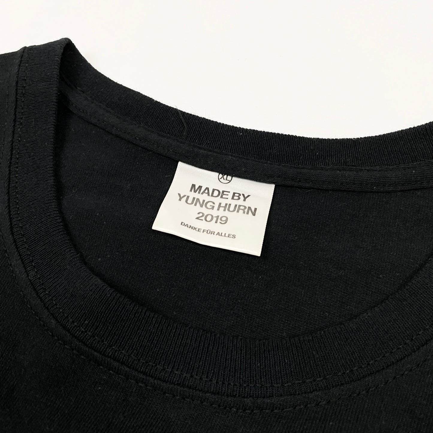 YUNG HURN AIRLINES T-shirt