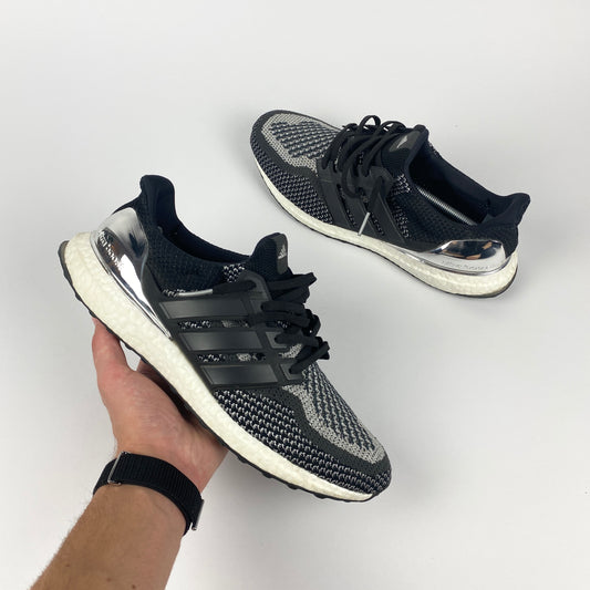 ADIDAS Ultra Boost 2.0 'Silver Medal'