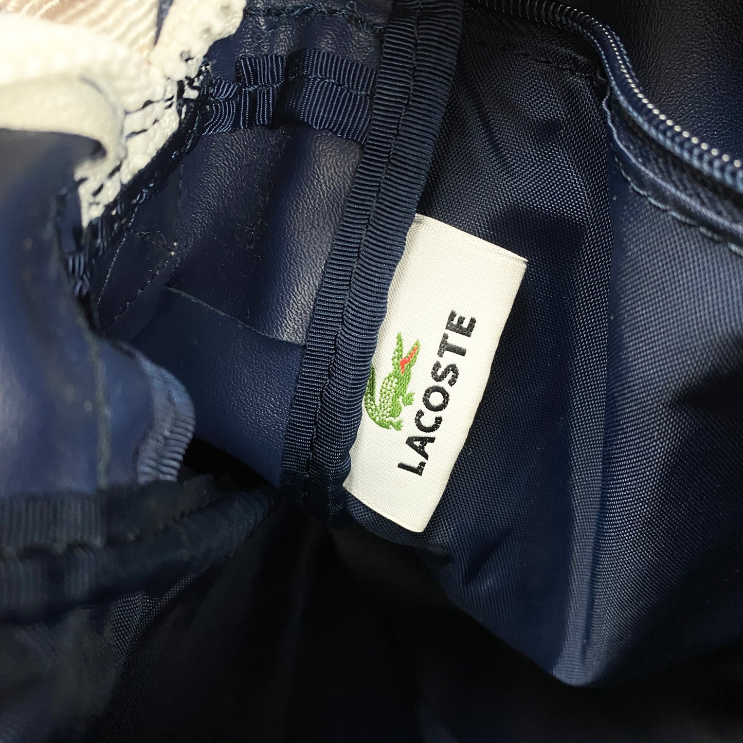 LACOSTE Umhängetasche