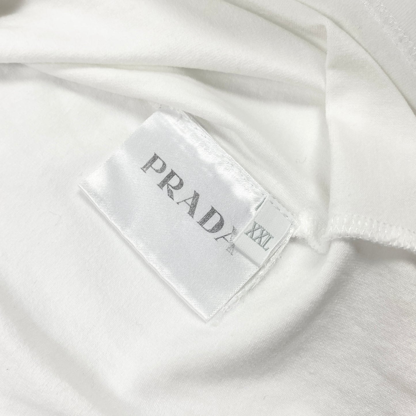 PRADA Linea Rossa Pocket Logo T-Shirt • M/L