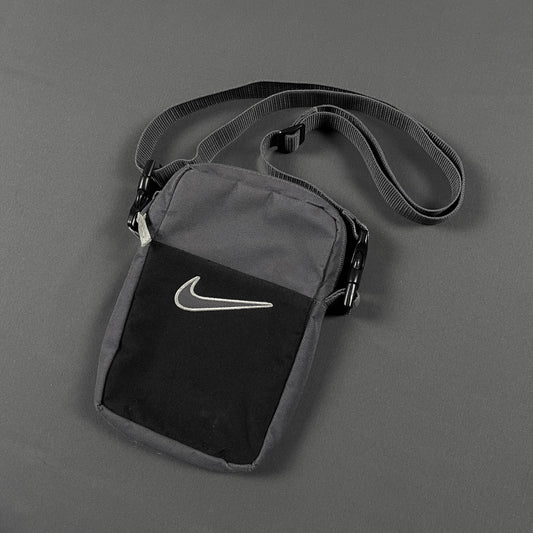 Vintage NIKE shoulder bag