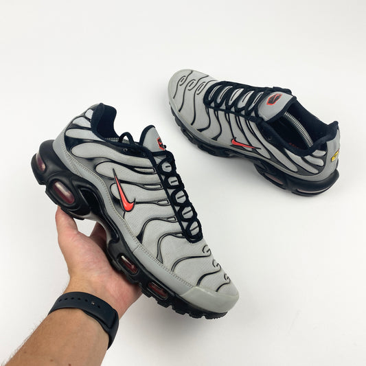 Nike Air Max Plus Tn 'Grey Red' (2018)