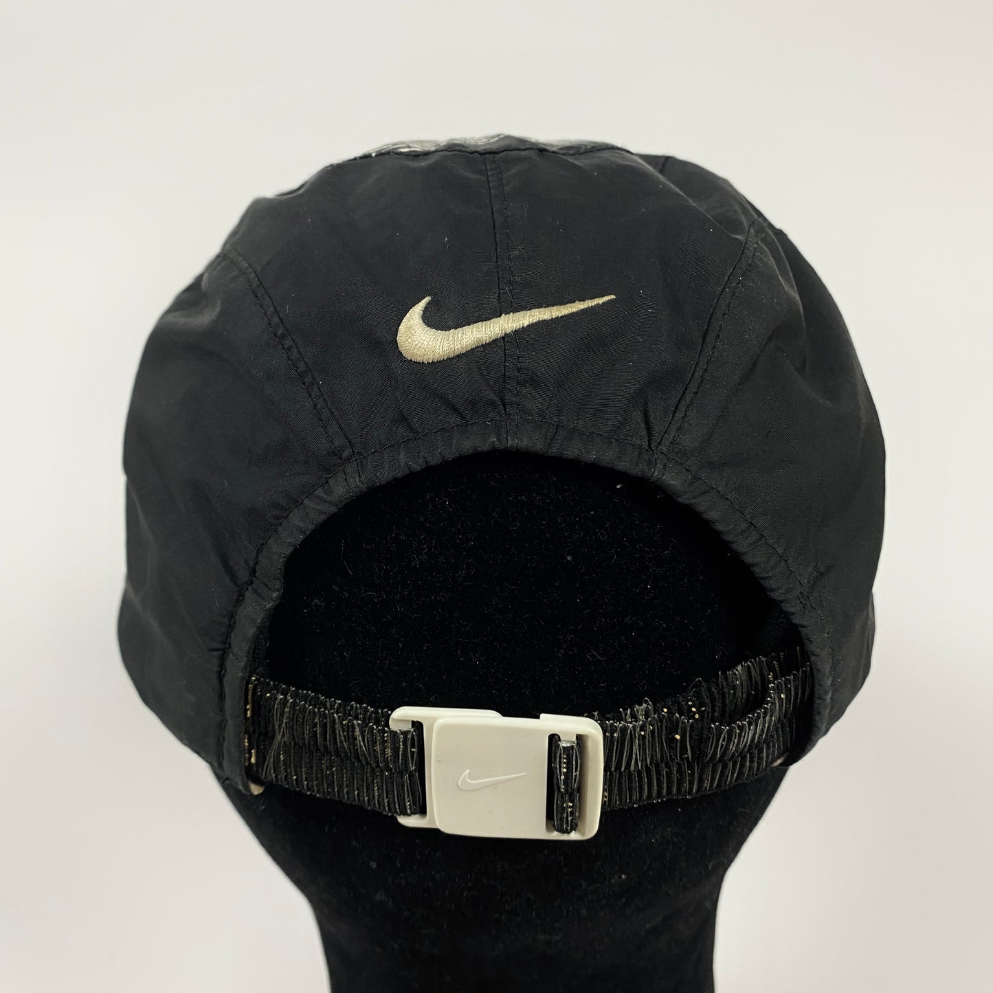 NIKE Tn cap