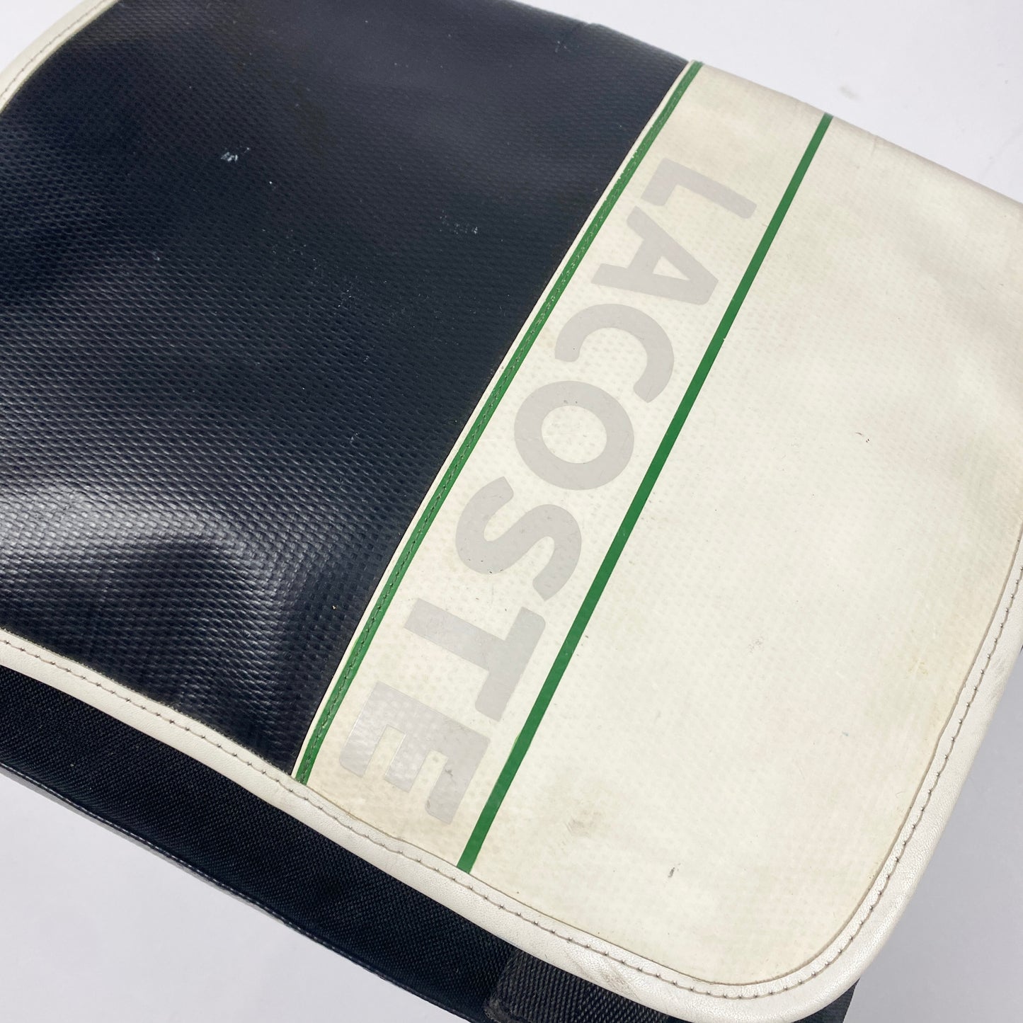 LACOSTE Messenger Bag / Tasche