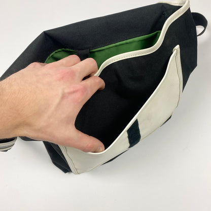 LACOSTE Messenger Bag / Tasche