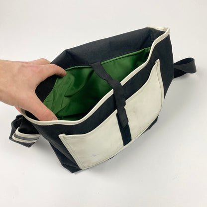 LACOSTE Messenger Bag / Tasche