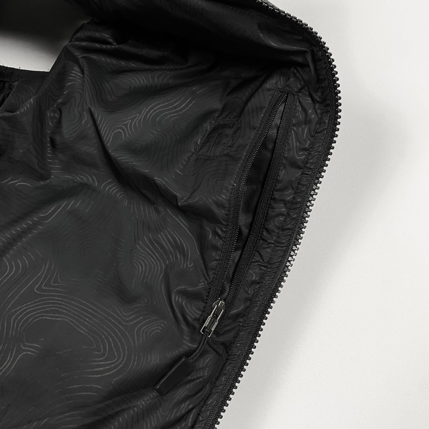 Vintage NIKE Puffer Vest black on black