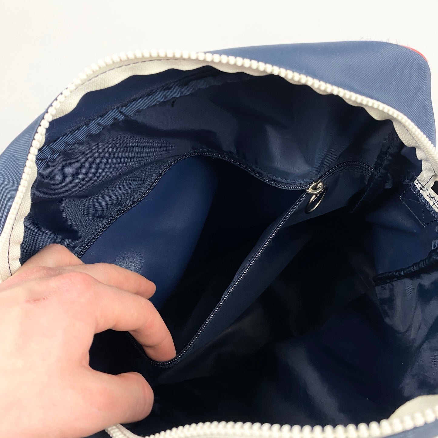 LACOSTE Umhängetasche