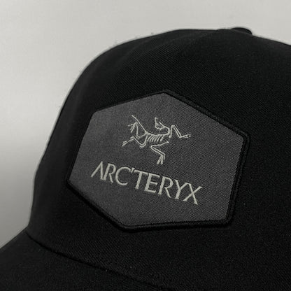 ARCTERYX Hex Logo Trucker Cap