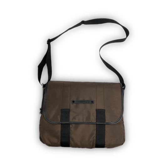 LACOSTE Umhängetasche