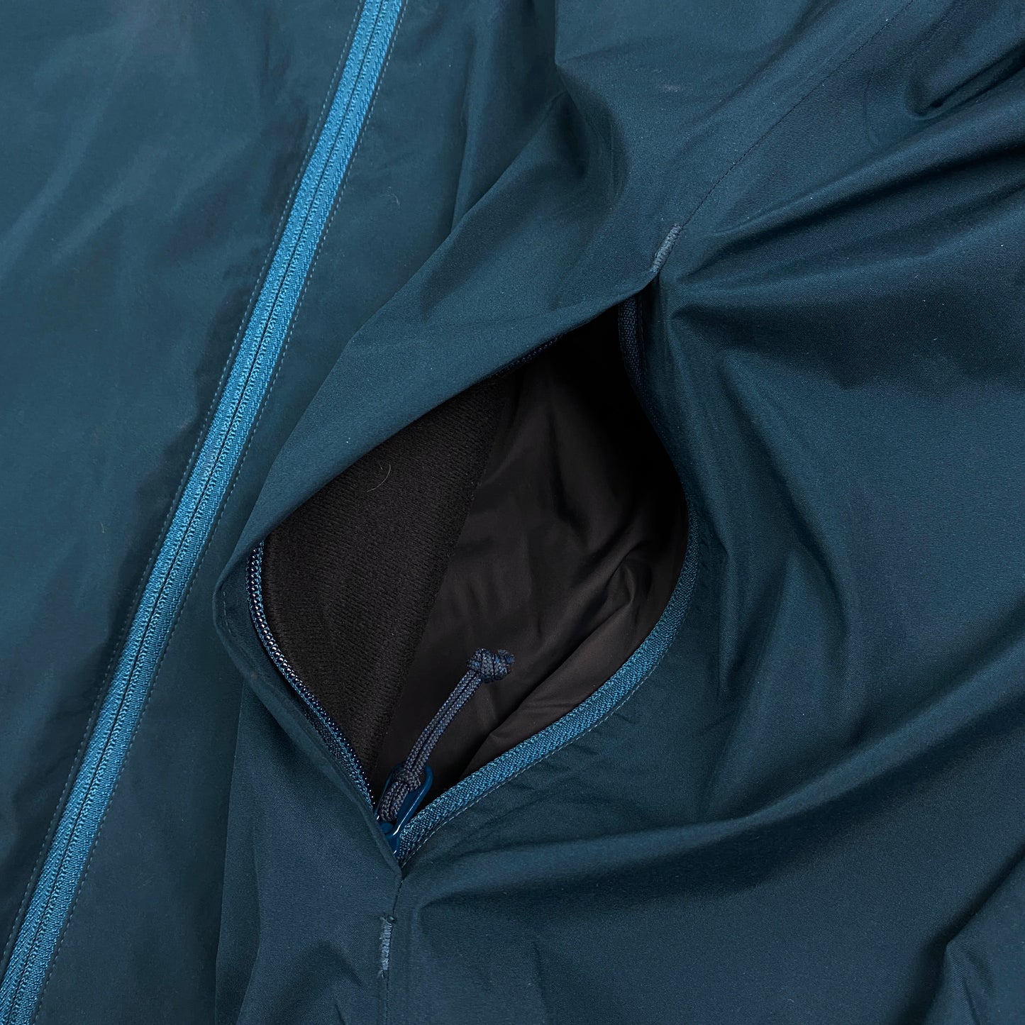 Vintage ARCTERYX Reflective Windstopper track jacket