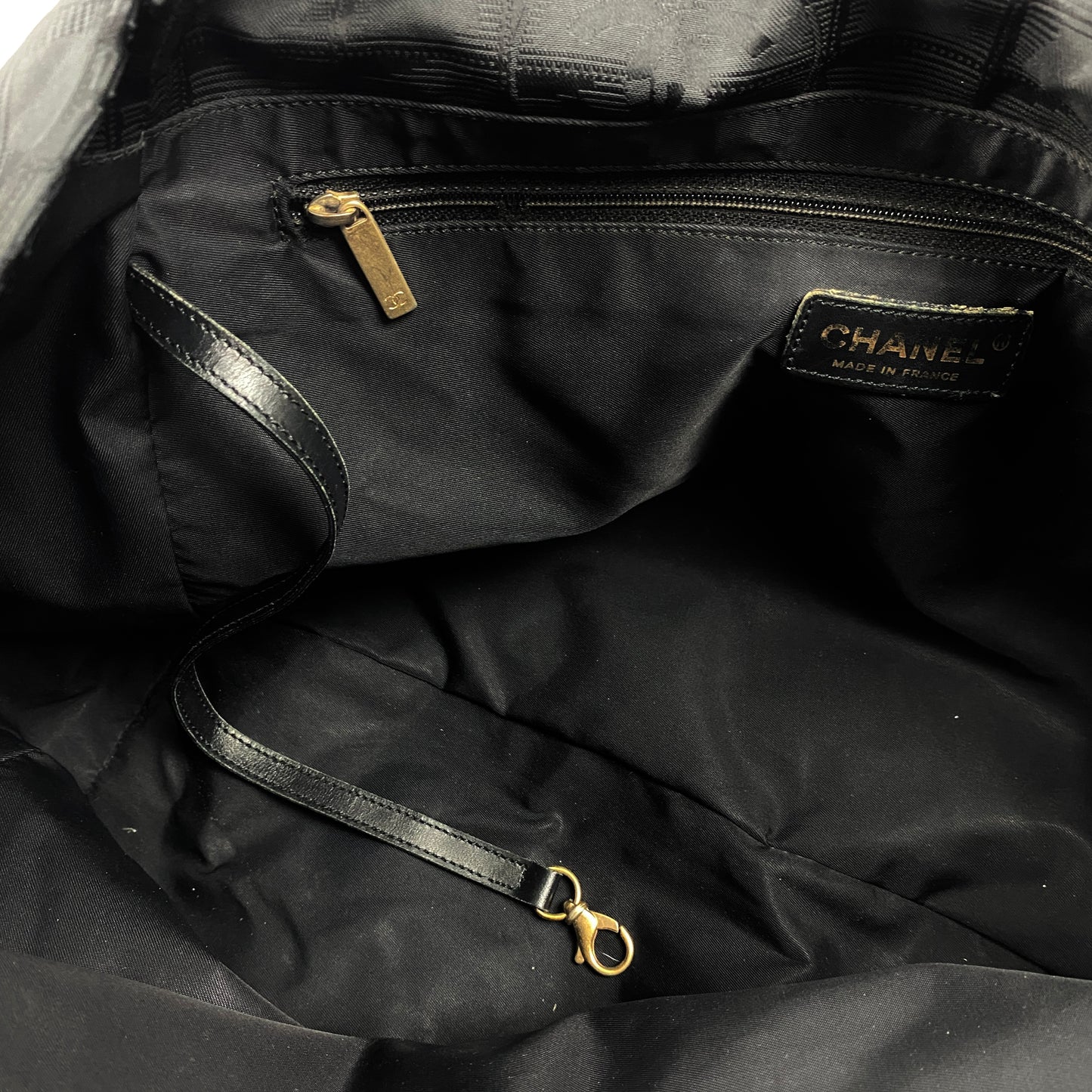 Vintage CHANEL tote bag