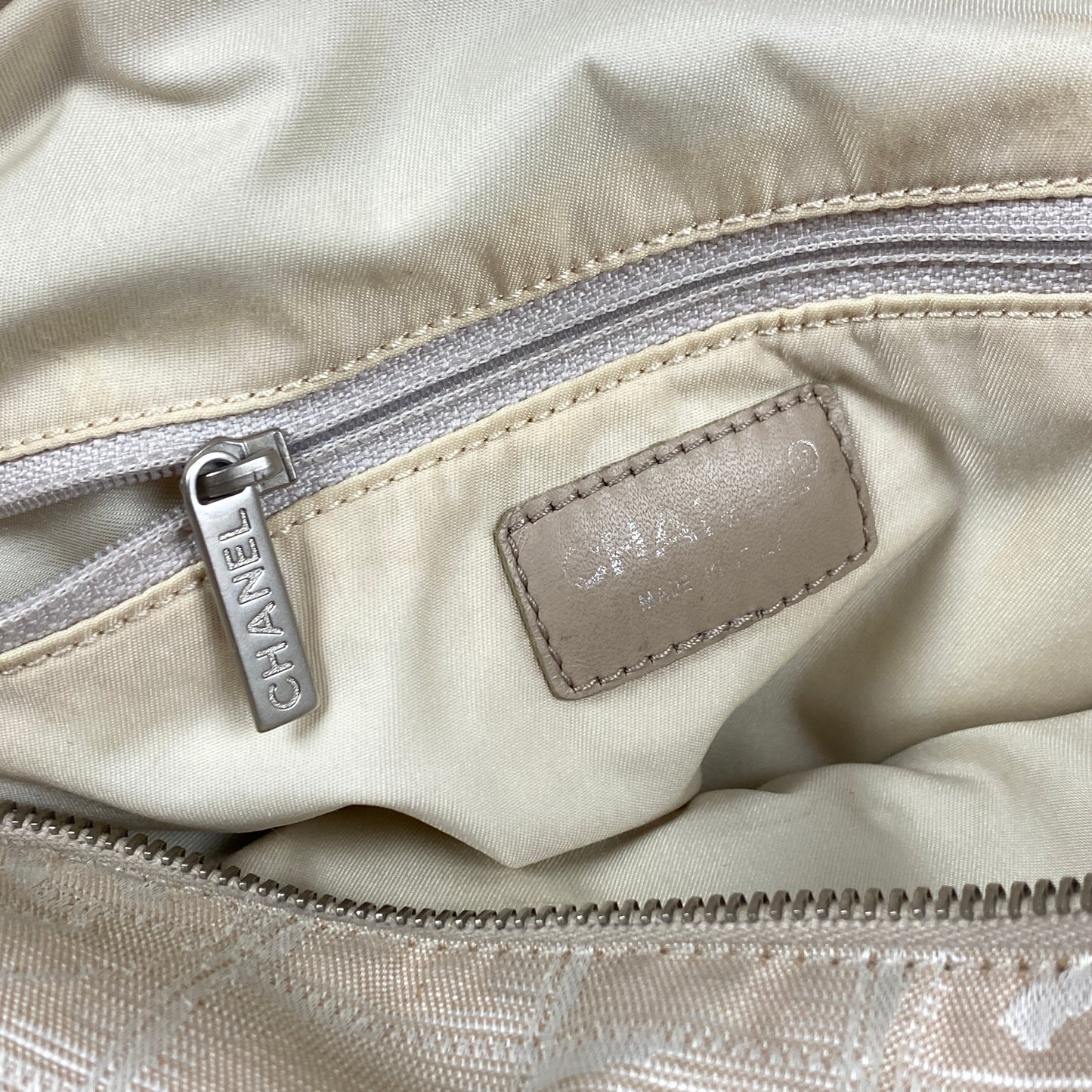 Vintage CHANEL tote bag