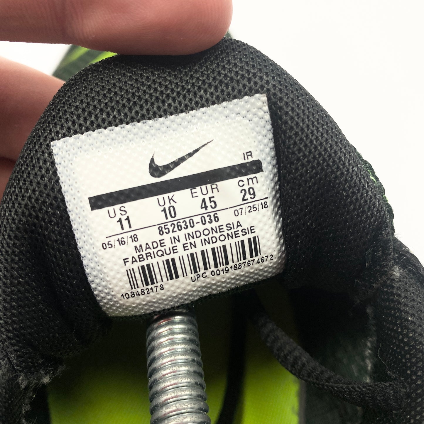 Nike Air Max Plus Tn 'Black Volt' (2018)