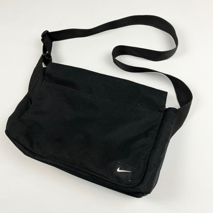 Vintage NIKE Basic Messenger Bag