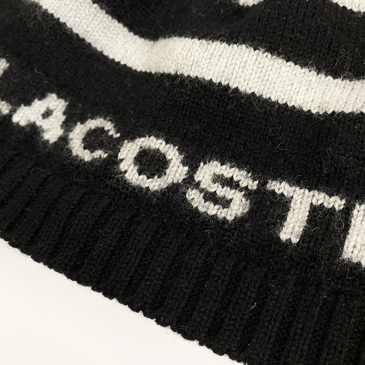 LACOSTE beanie